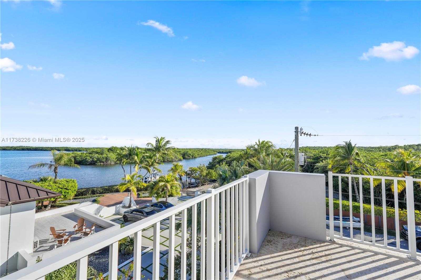 Small Image of 66 SOUTH ANDROS RD, Key Largo Number 18