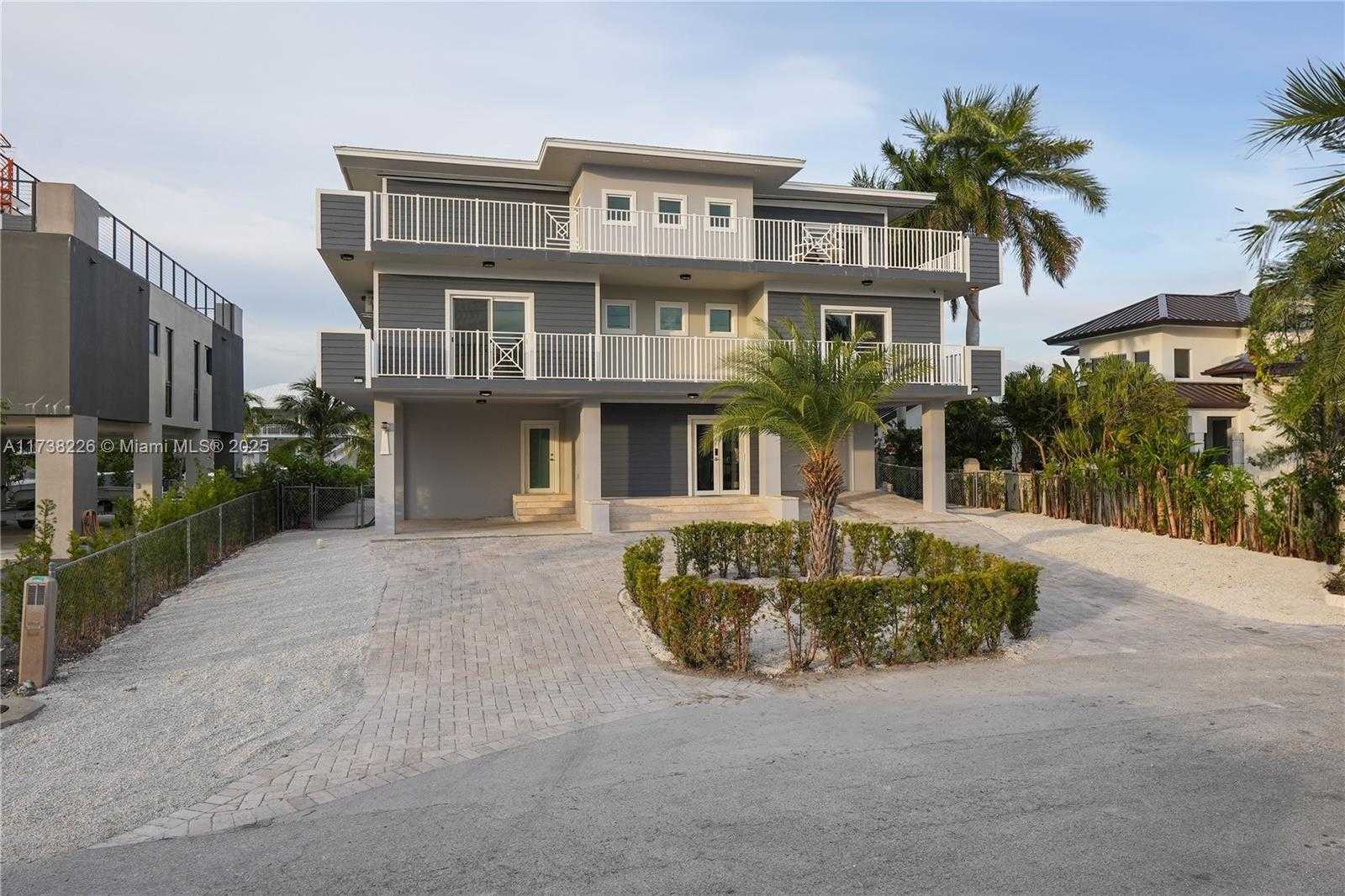 Small Image of 66 SOUTH ANDROS RD, Key Largo Number 2