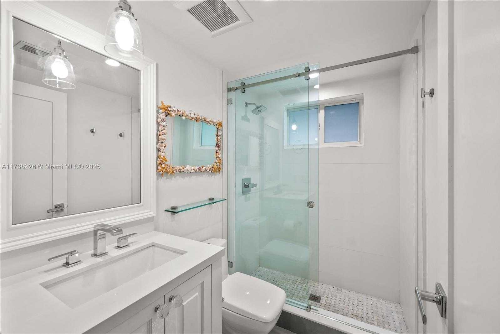 Small Image of 66 SOUTH ANDROS RD, Key Largo Number 42