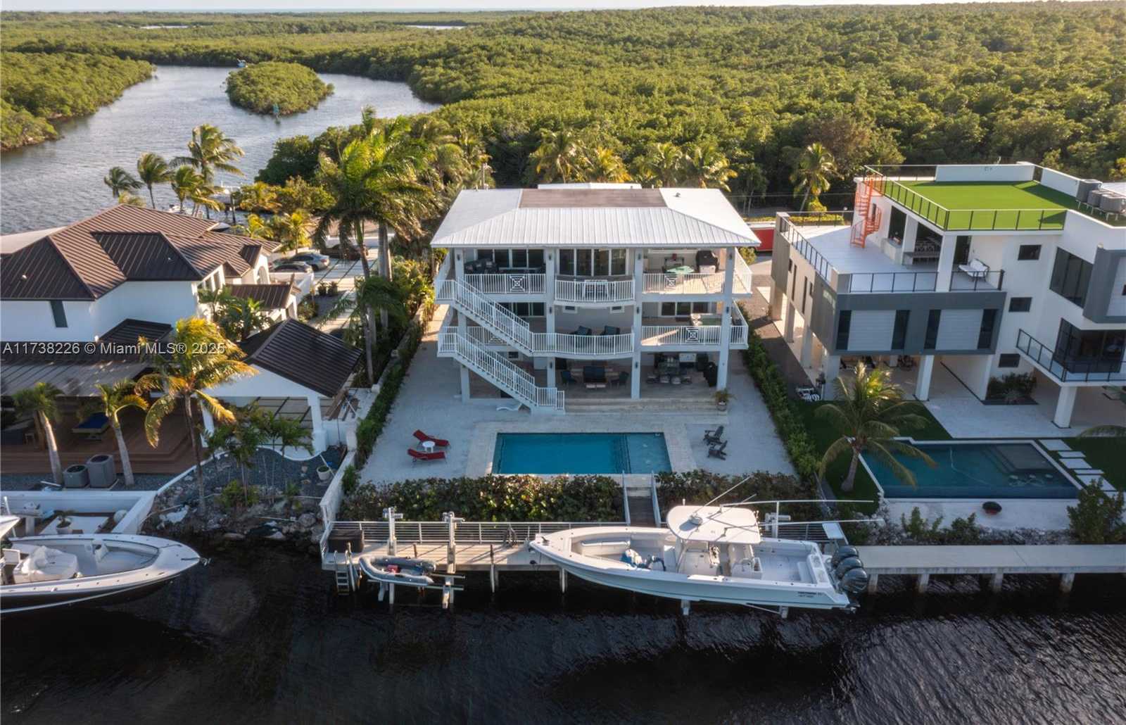 Small Image of 66 SOUTH ANDROS RD, Key Largo Number 47