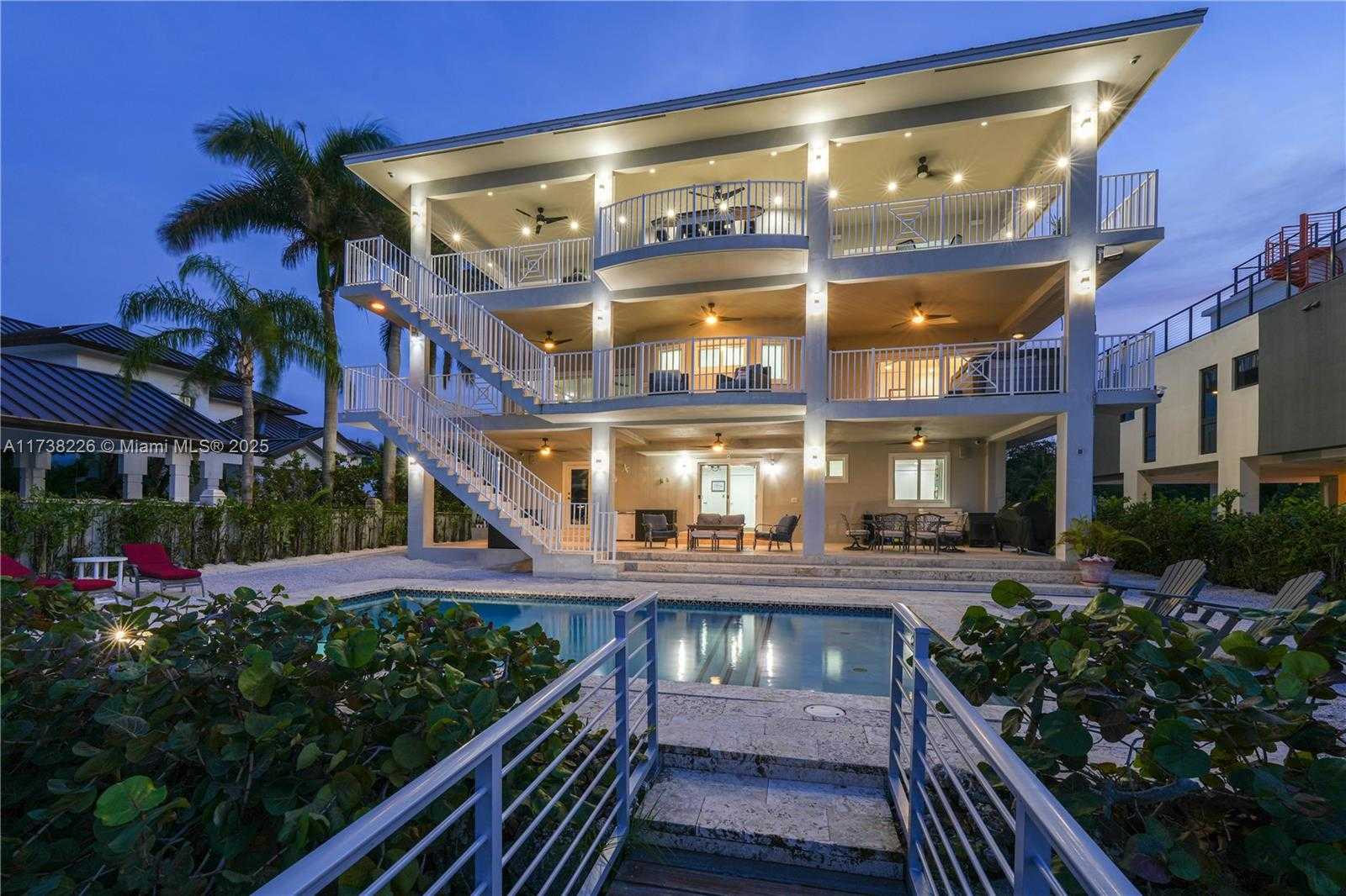 Small Image of 66 SOUTH ANDROS RD, Key Largo Number 52