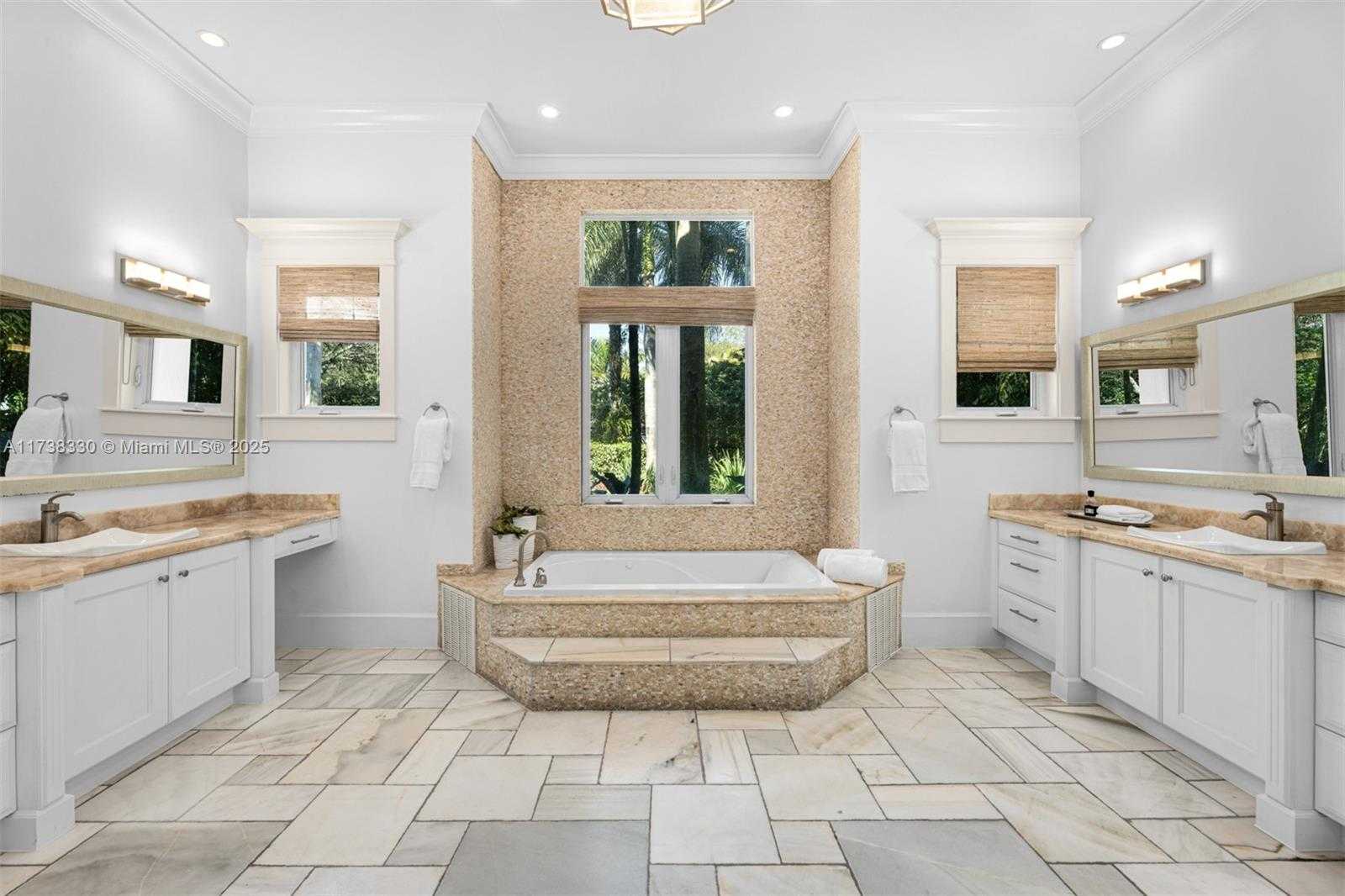 Small Image of 6650 SOUTH WEST 123RD ST, Pinecrest Number 26