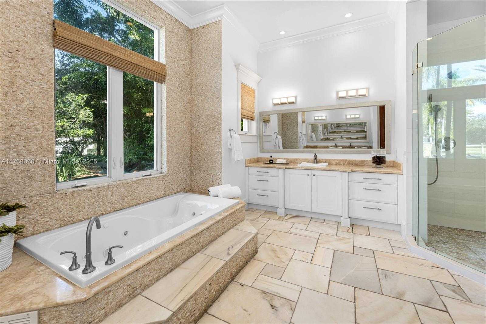 Small Image of 6650 SOUTH WEST 123RD ST, Pinecrest Number 27
