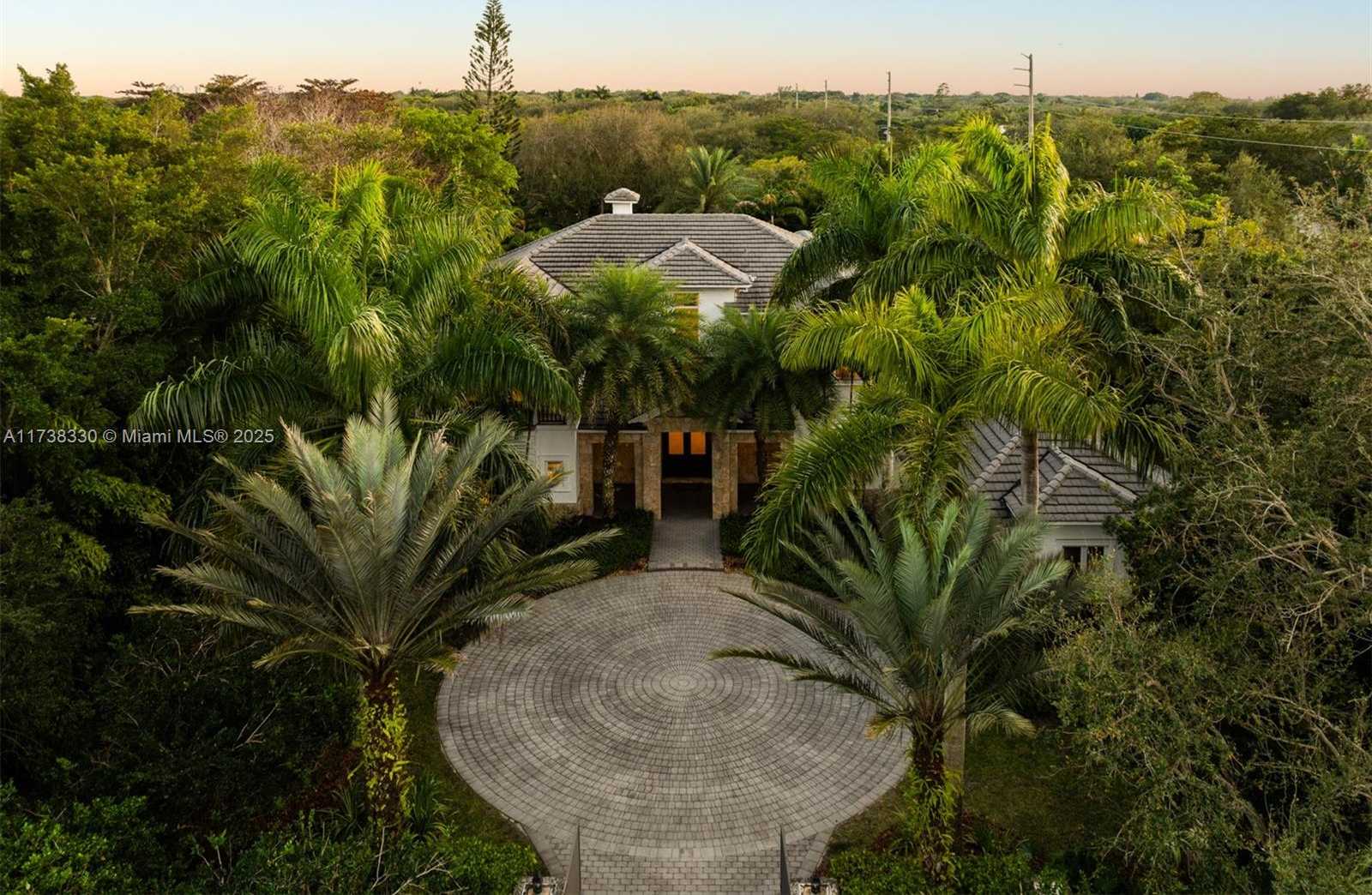 Small Image of 6650 SOUTH WEST 123RD ST, Pinecrest Number 55