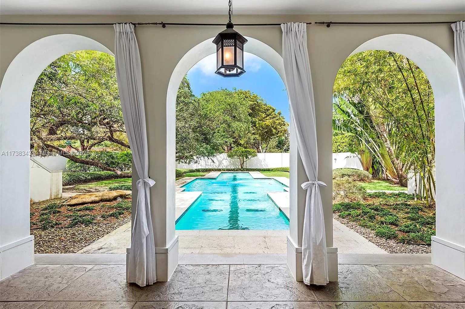 Small Image of 4191 LYBYER AVE, Coconut Grove Number 20