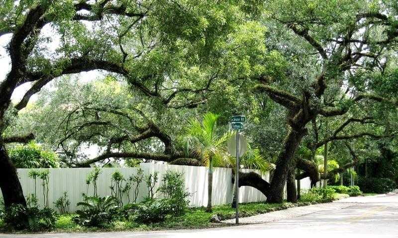 Small Image of 4191 LYBYER AVE, Coconut Grove Number 21
