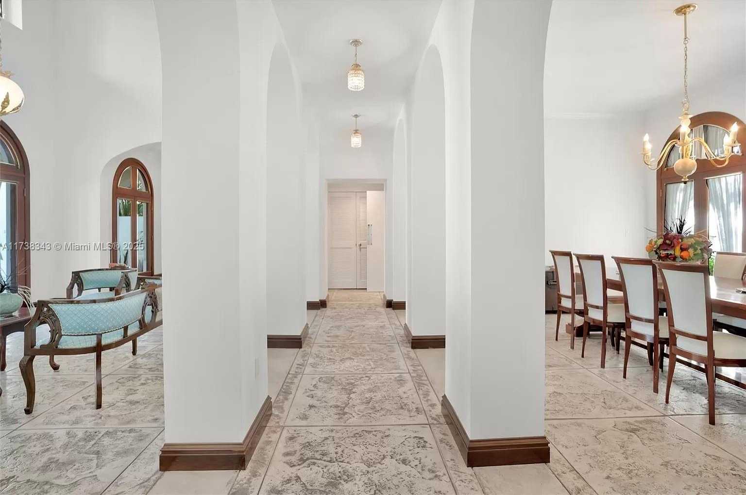 Small Image of 4191 LYBYER AVE, Coconut Grove Number 8