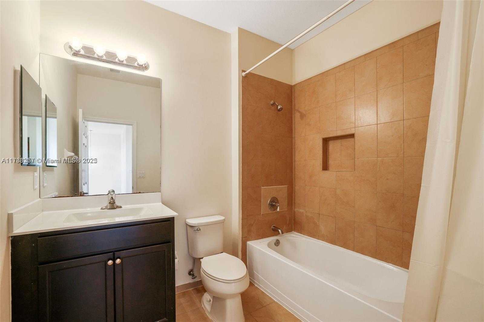 Small Image of 516 SOUTH EAST 35TH TER, Homestead Number 6