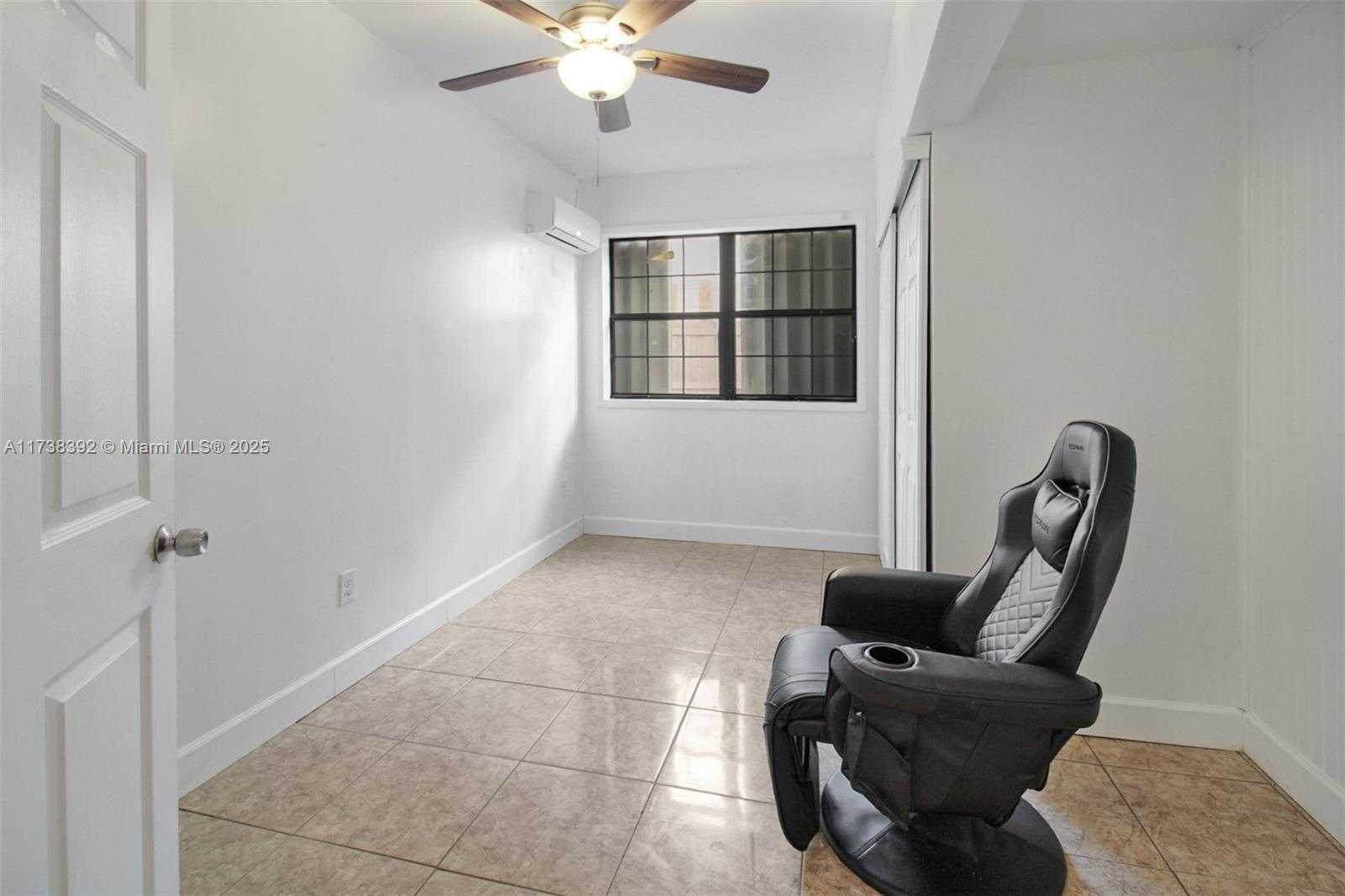 Small Image of 1240 SOUTH FIELDLARK LN, Homestead Number 23