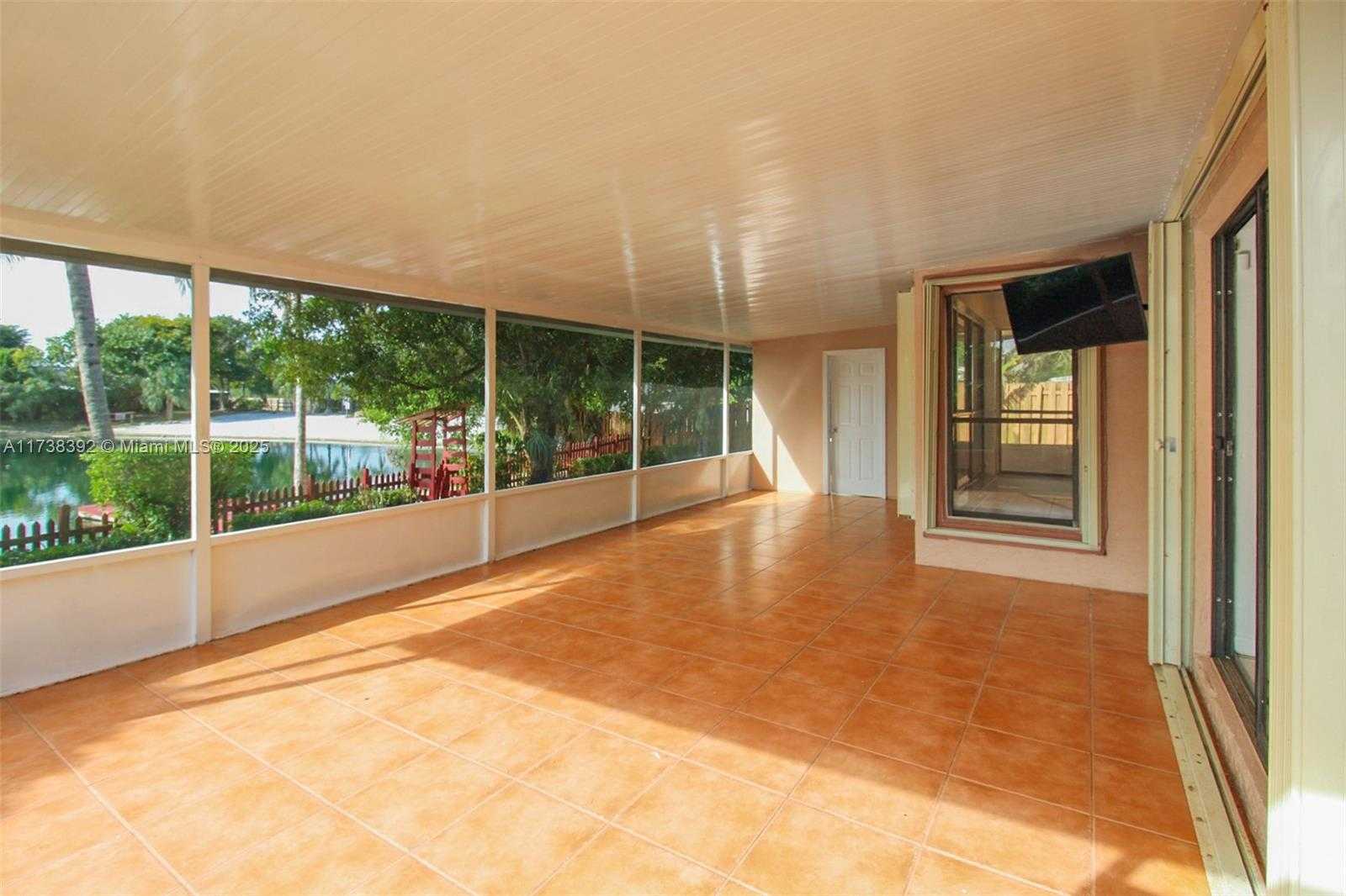 Small Image of 1240 SOUTH FIELDLARK LN, Homestead Number 26