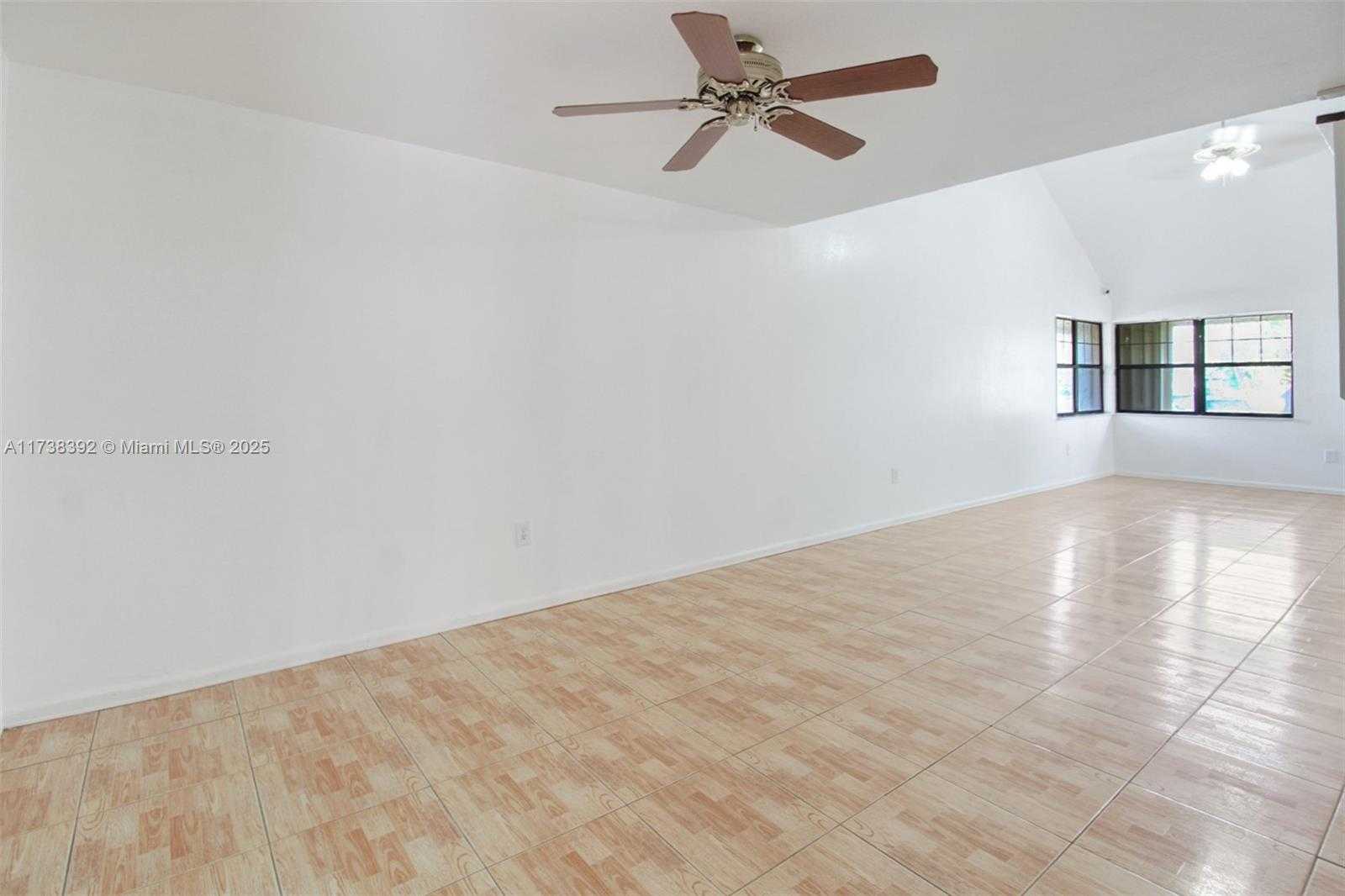 Small Image of 1240 SOUTH FIELDLARK LN, Homestead Number 3
