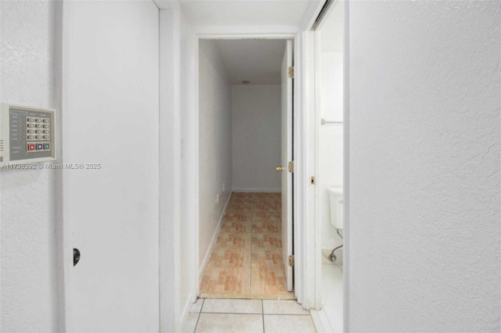 Small Image of 1240 SOUTH FIELDLARK LN, Homestead Number 6