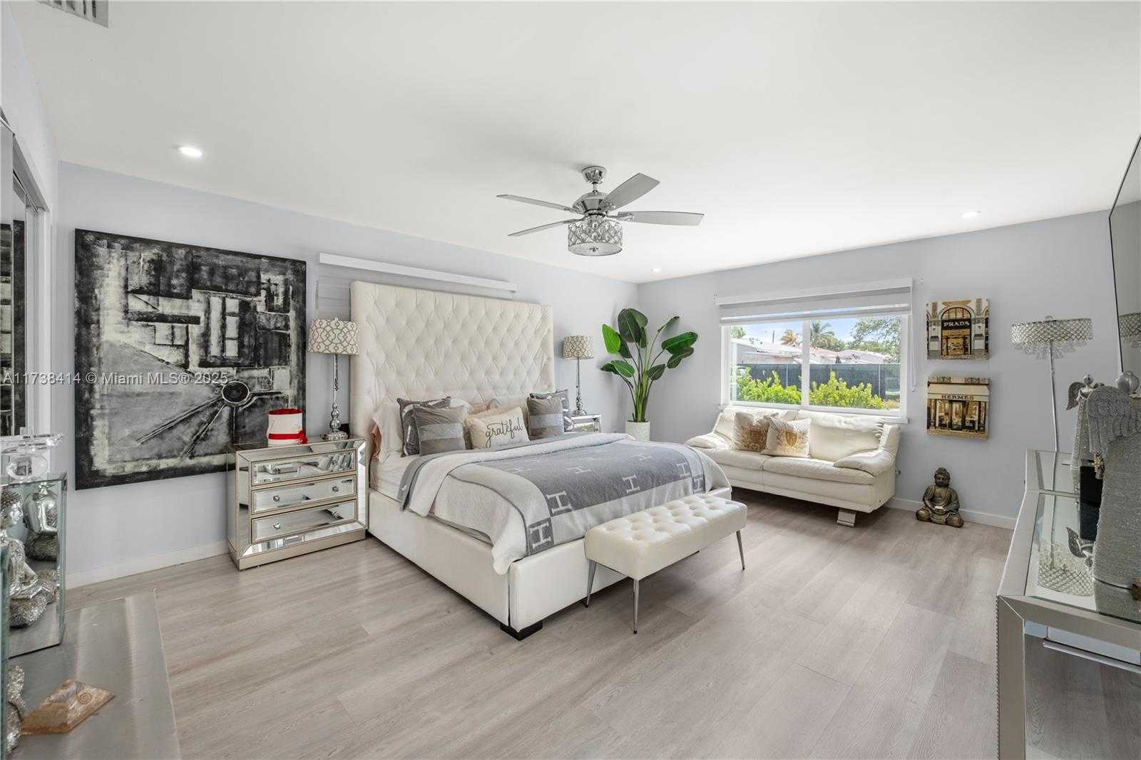 Small Image of 1410 SOUTH 22ND AVE, Hollywood Number 11