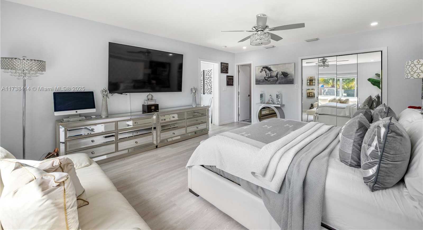 Small Image of 1410 SOUTH 22ND AVE, Hollywood Number 12