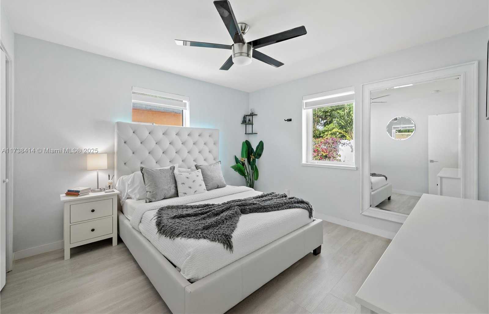 Small Image of 1410 SOUTH 22ND AVE, Hollywood Number 15