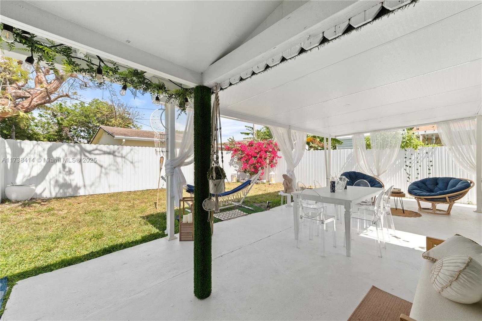 Small Image of 1410 SOUTH 22ND AVE, Hollywood Number 24