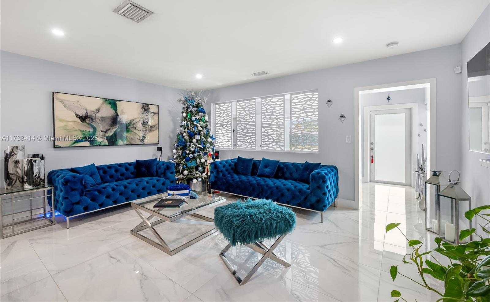 Small Image of 1410 SOUTH 22ND AVE, Hollywood Number 5