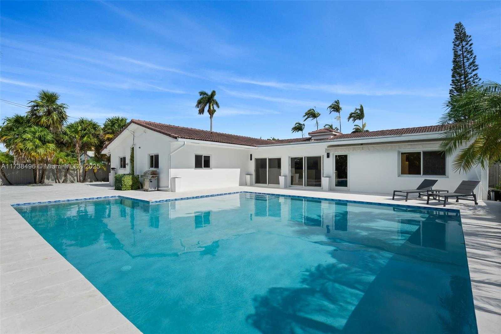 Small Image of 1144 ADAMS ST, Hollywood Number 45