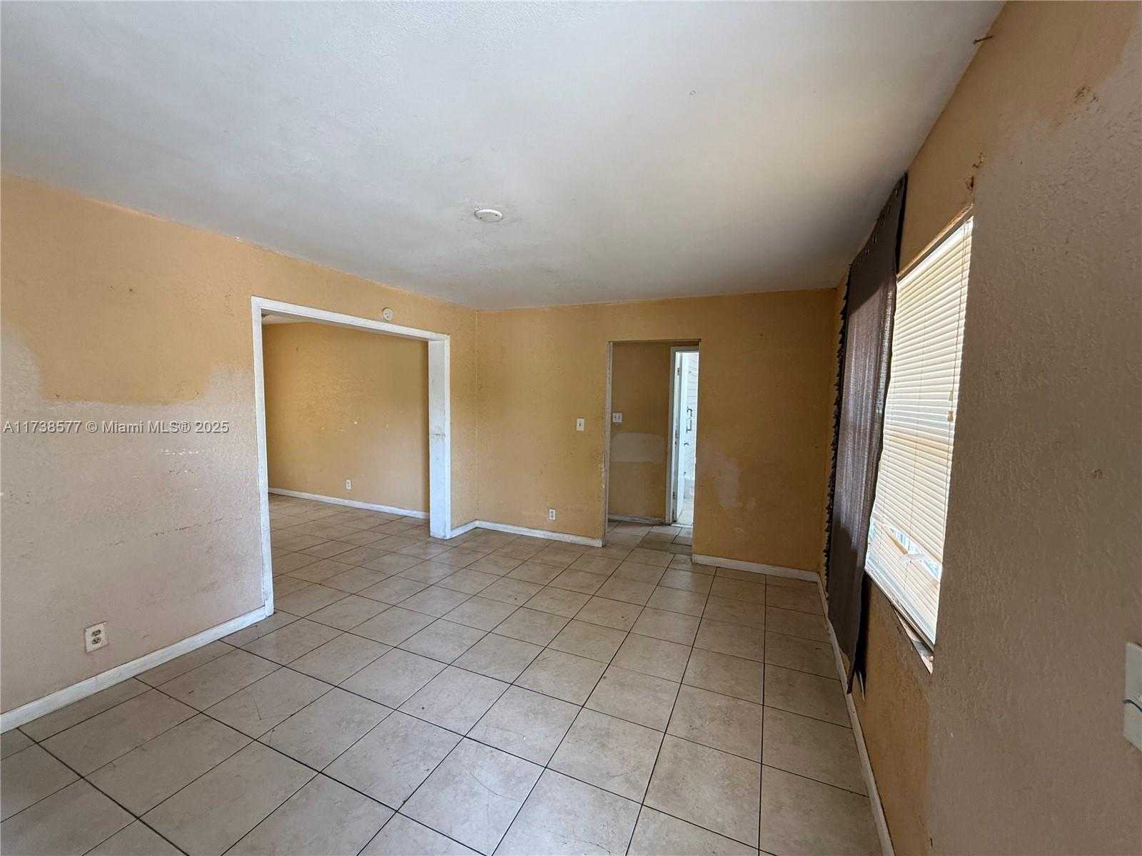 Small Image of 800 NORTH WEST 6TH AVE, Pompano Beach Number 11