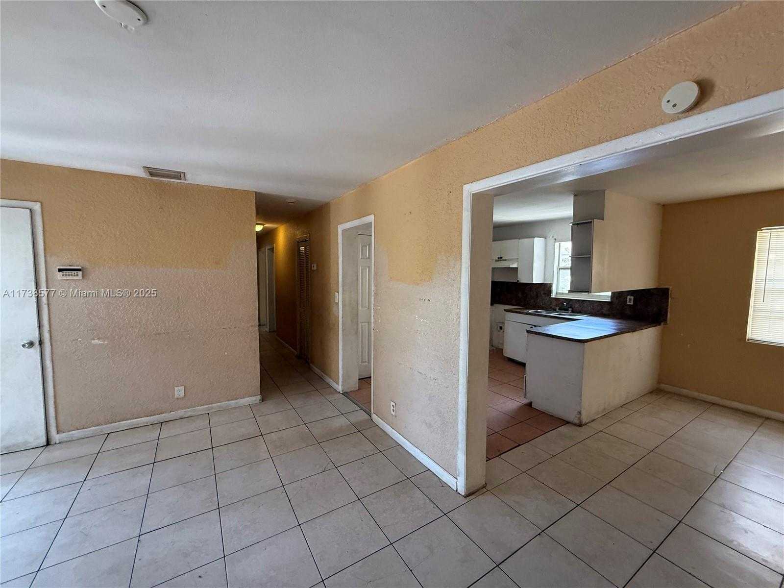 Small Image of 800 NORTH WEST 6TH AVE, Pompano Beach Number 12