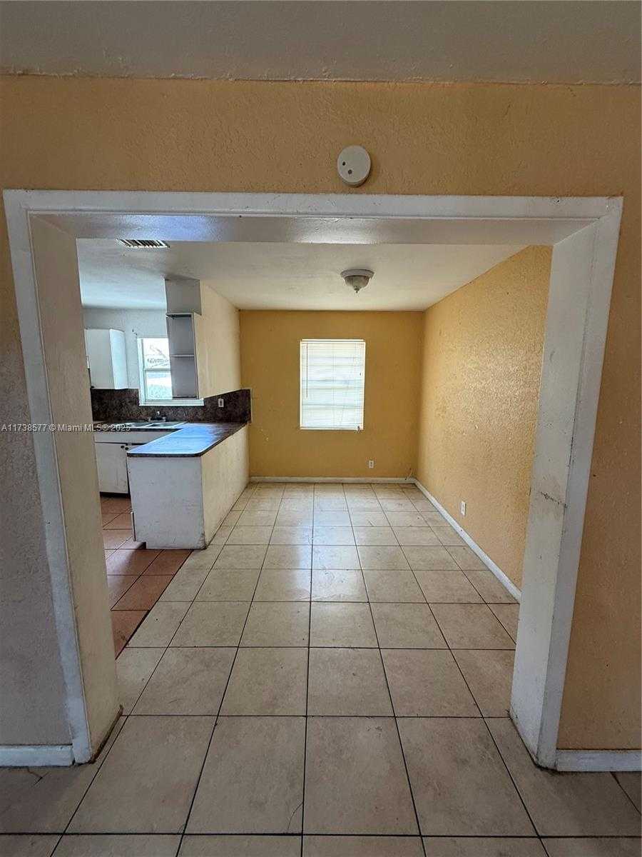 Small Image of 800 NORTH WEST 6TH AVE, Pompano Beach Number 13