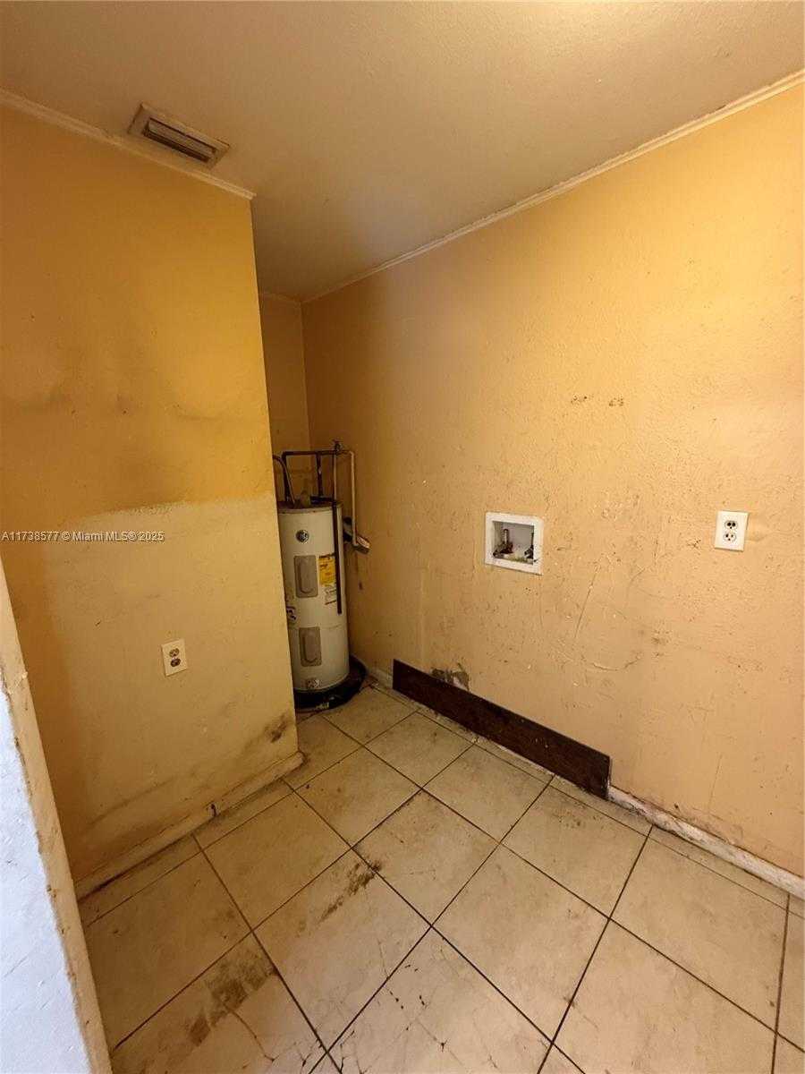 Small Image of 800 NORTH WEST 6TH AVE, Pompano Beach Number 19