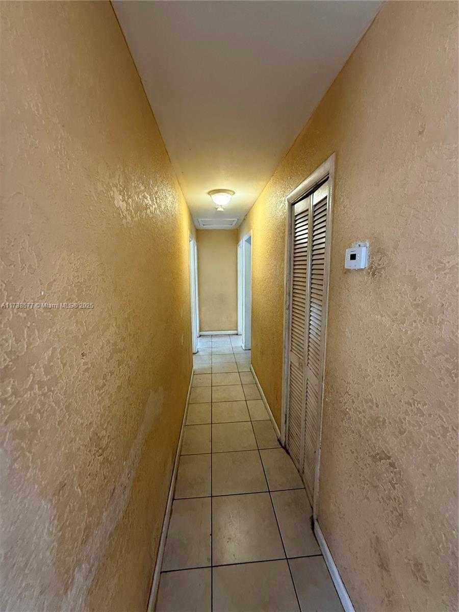 Small Image of 800 NORTH WEST 6TH AVE, Pompano Beach Number 20