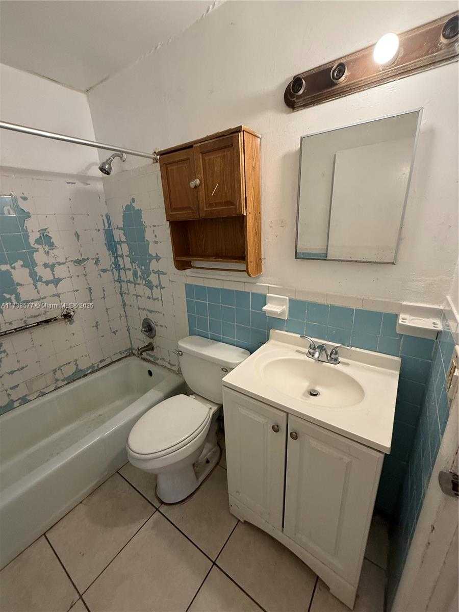 Small Image of 800 NORTH WEST 6TH AVE, Pompano Beach Number 25
