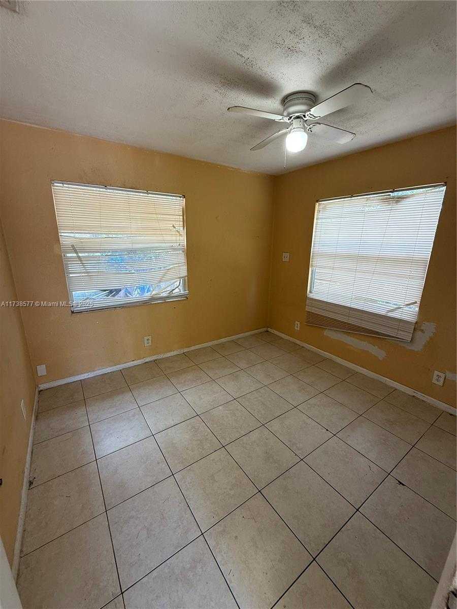 Small Image of 800 NORTH WEST 6TH AVE, Pompano Beach Number 37