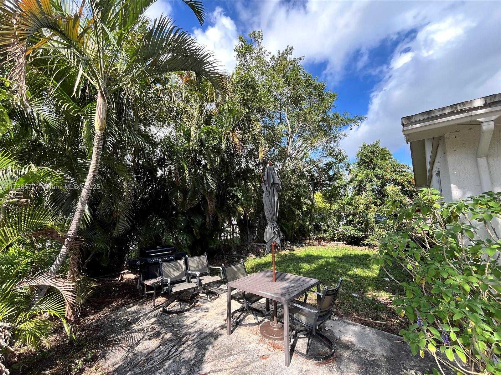 Small Image of 800 NORTH WEST 6TH AVE, Pompano Beach Number 7