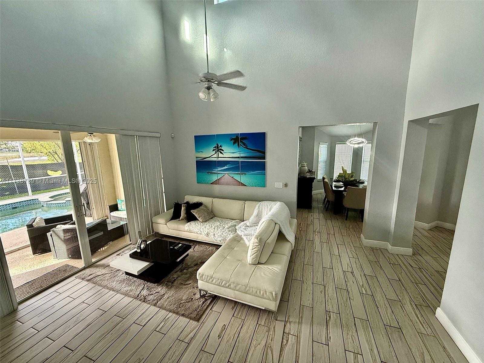 Small Image of 2602 AUGUSTA DR, Homestead Number 5