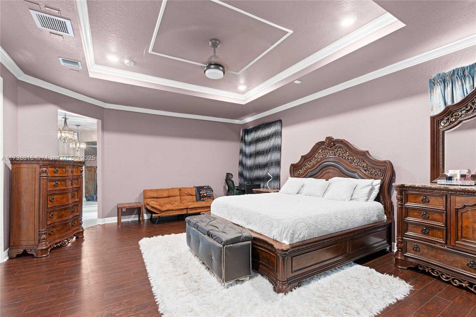 Small Image of 4102 ARTESA DR, Boynton Beach Number 23