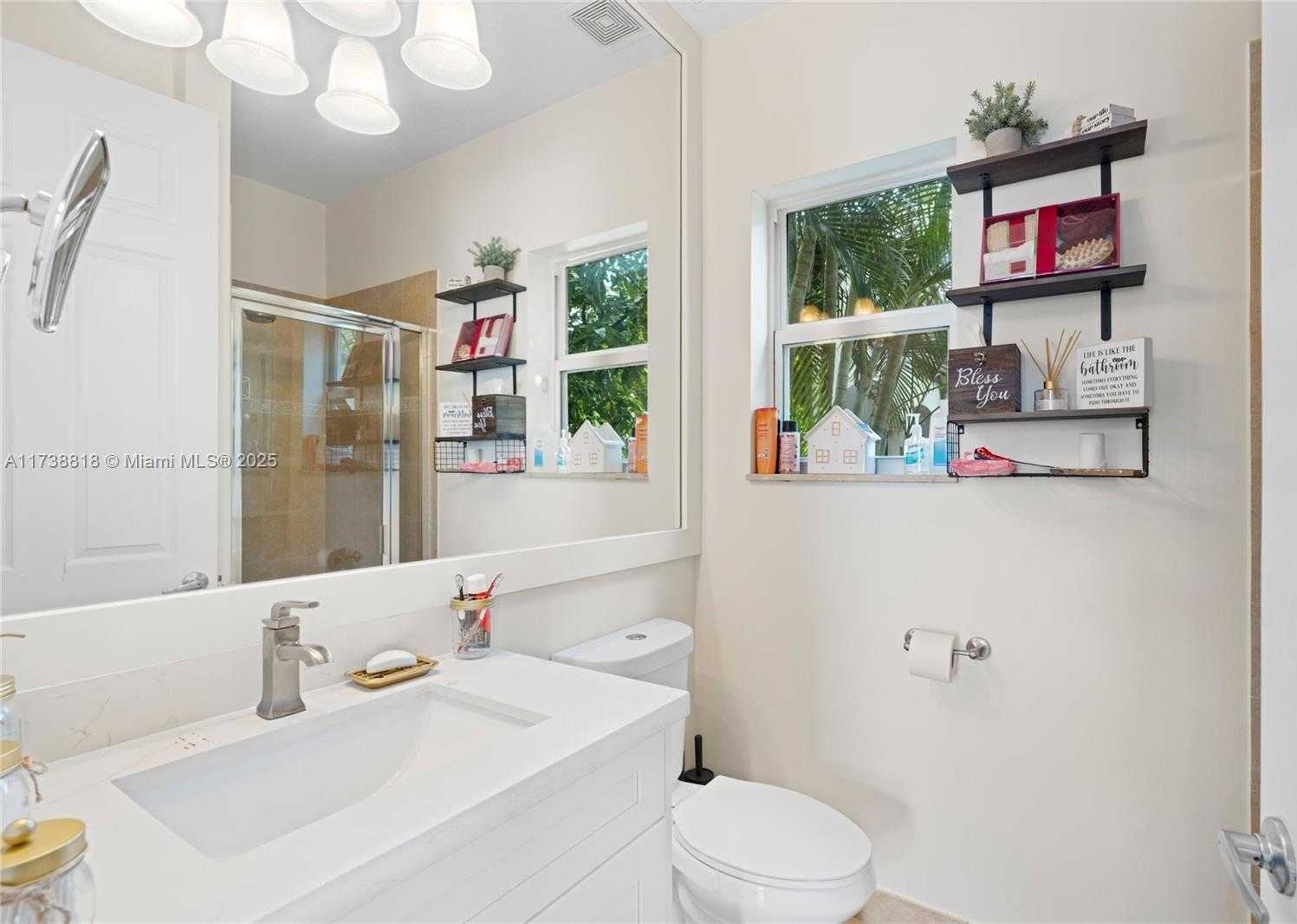 Small Image of 4102 ARTESA DR, Boynton Beach Number 31