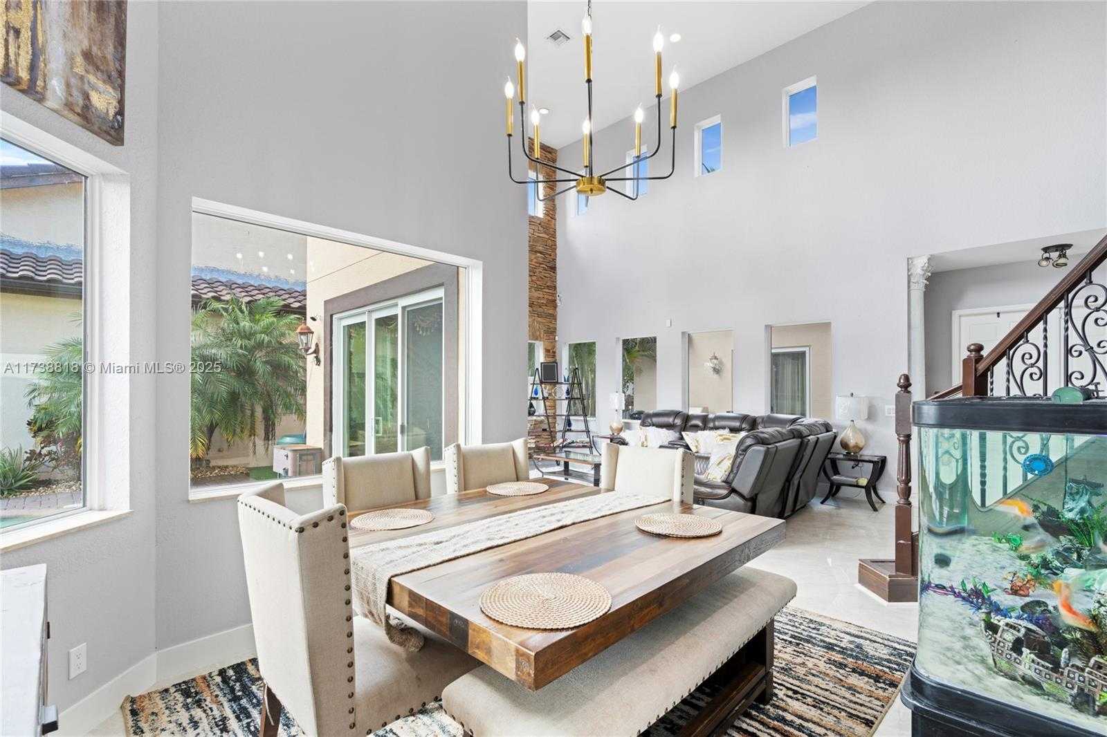 Small Image of 4102 ARTESA DR, Boynton Beach Number 6