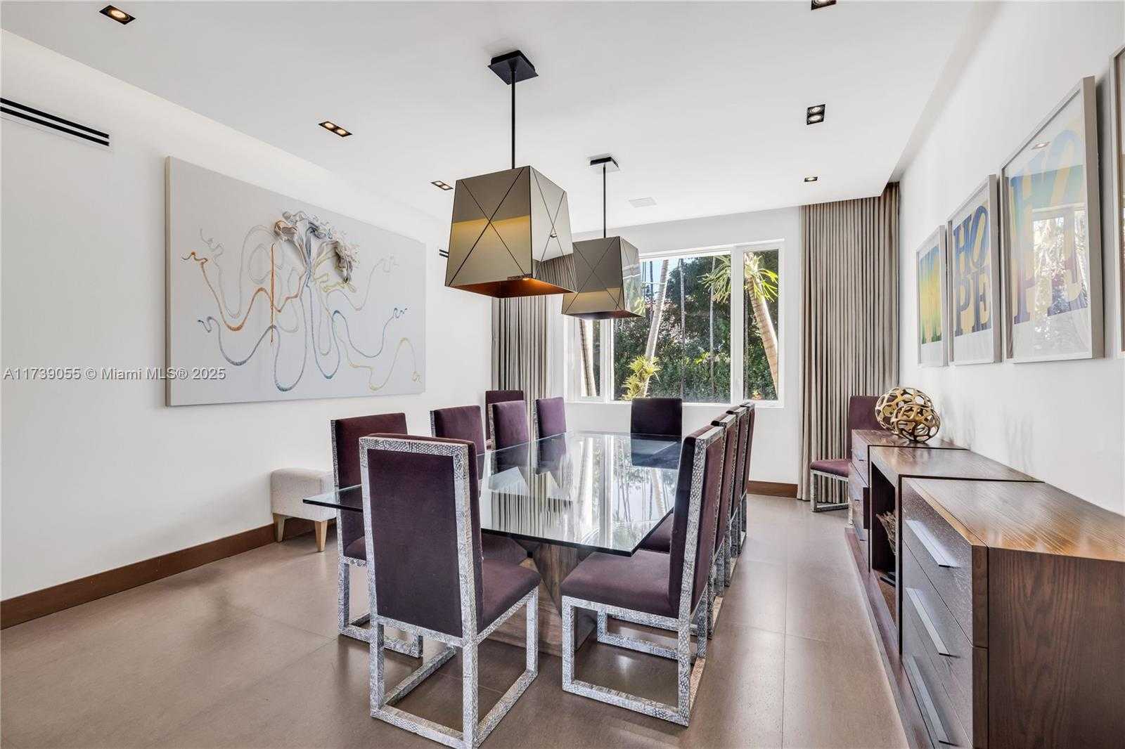 Small Image of 5763 NORTH BAY RD, Miami Beach Number 11