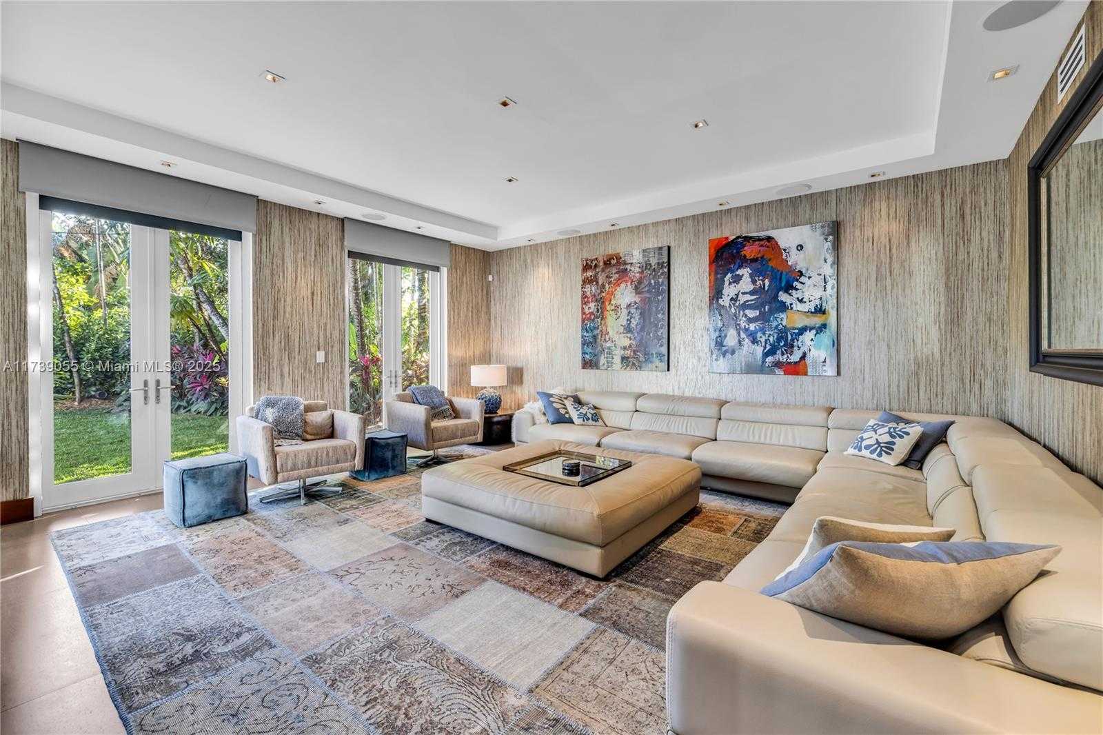 Small Image of 5763 NORTH BAY RD, Miami Beach Number 15