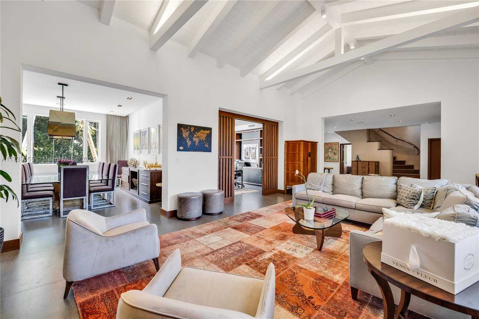 Small Image of 5763 NORTH BAY RD, Miami Beach Number 8