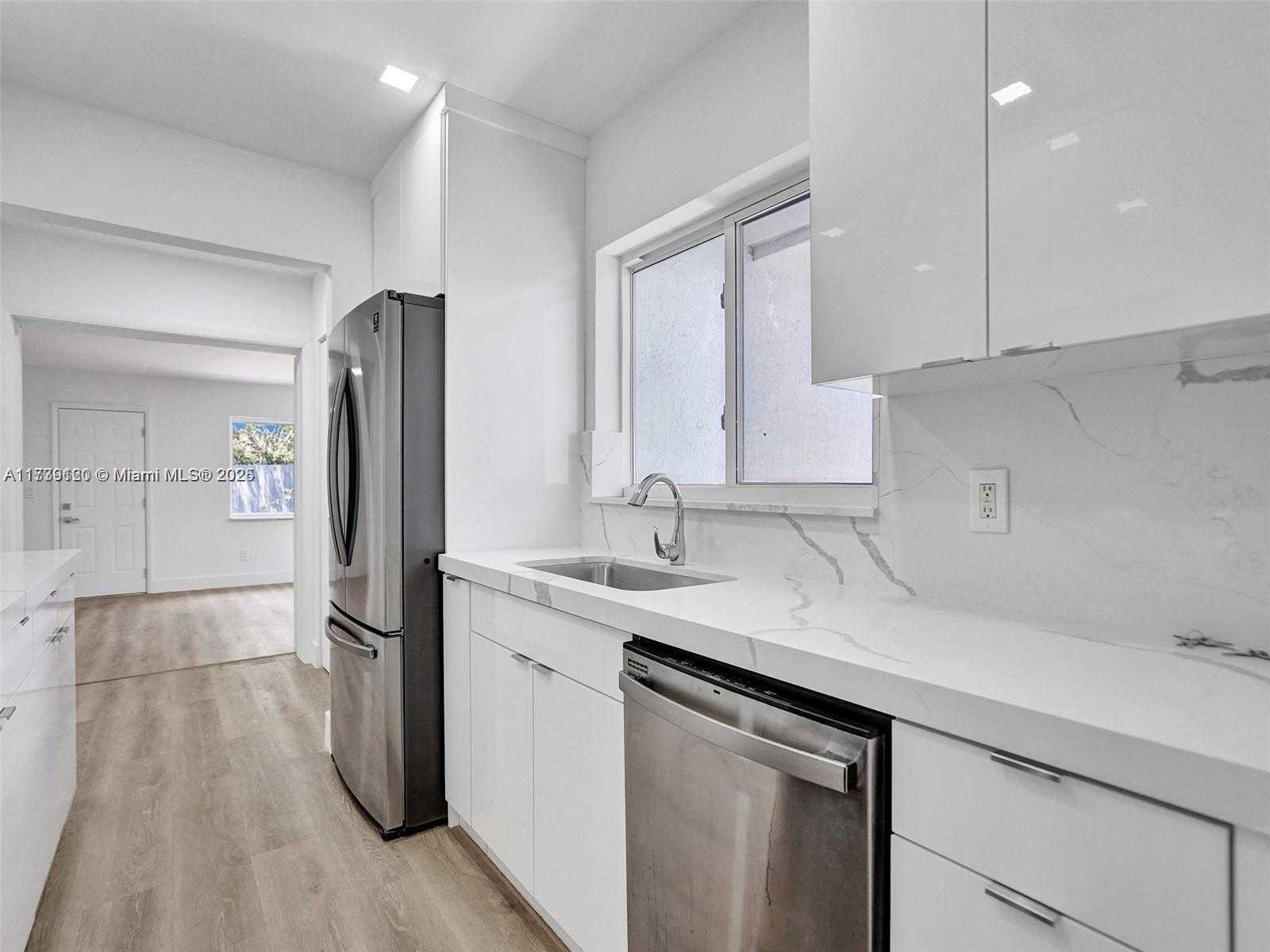 Small Image of 1609 NORTH WEST 7TH TER, Fort Lauderdale Number 11