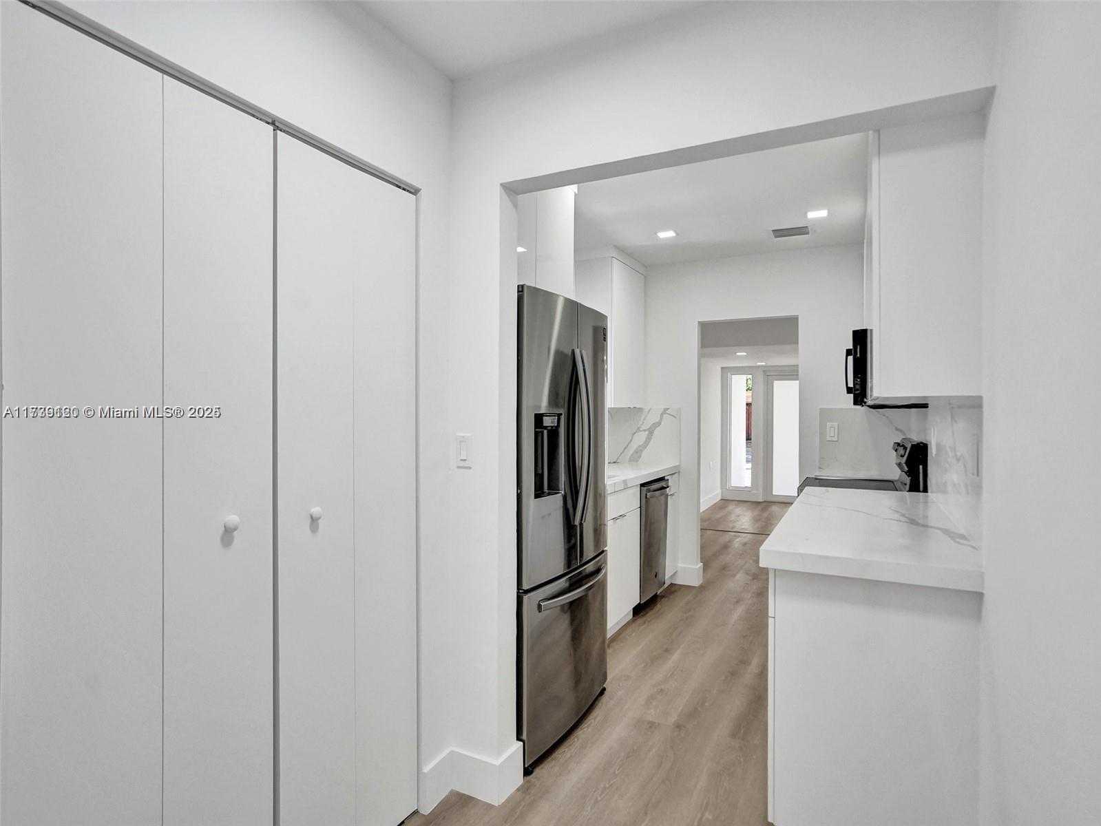 Small Image of 1609 NORTH WEST 7TH TER, Fort Lauderdale Number 13