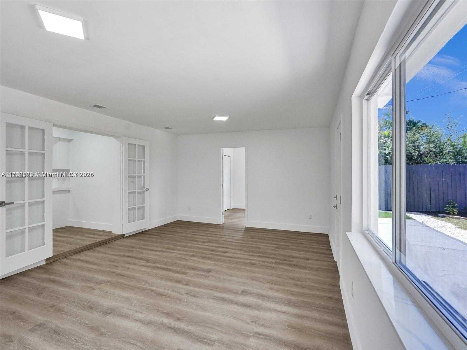 Small Image of 1609 NORTH WEST 7TH TER, Fort Lauderdale Number 14