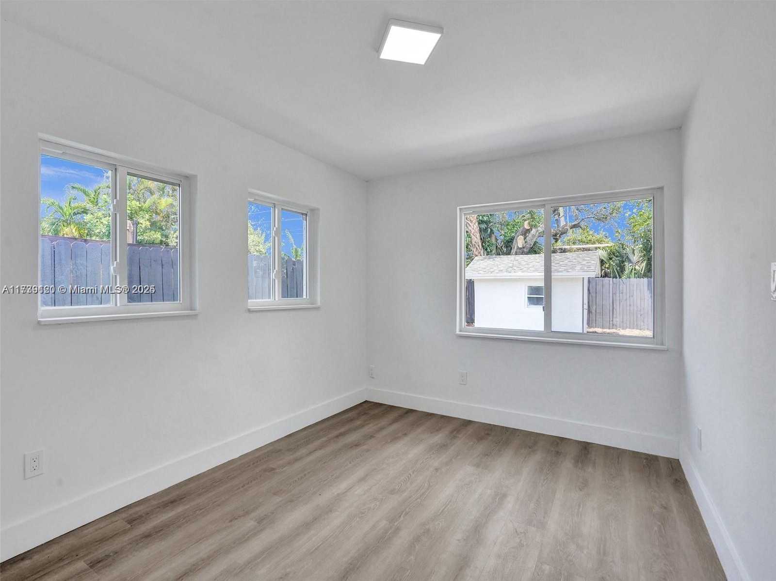 Small Image of 1609 NORTH WEST 7TH TER, Fort Lauderdale Number 23