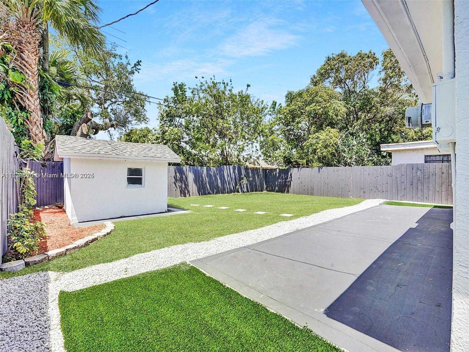 Small Image of 1609 NORTH WEST 7TH TER, Fort Lauderdale Number 28