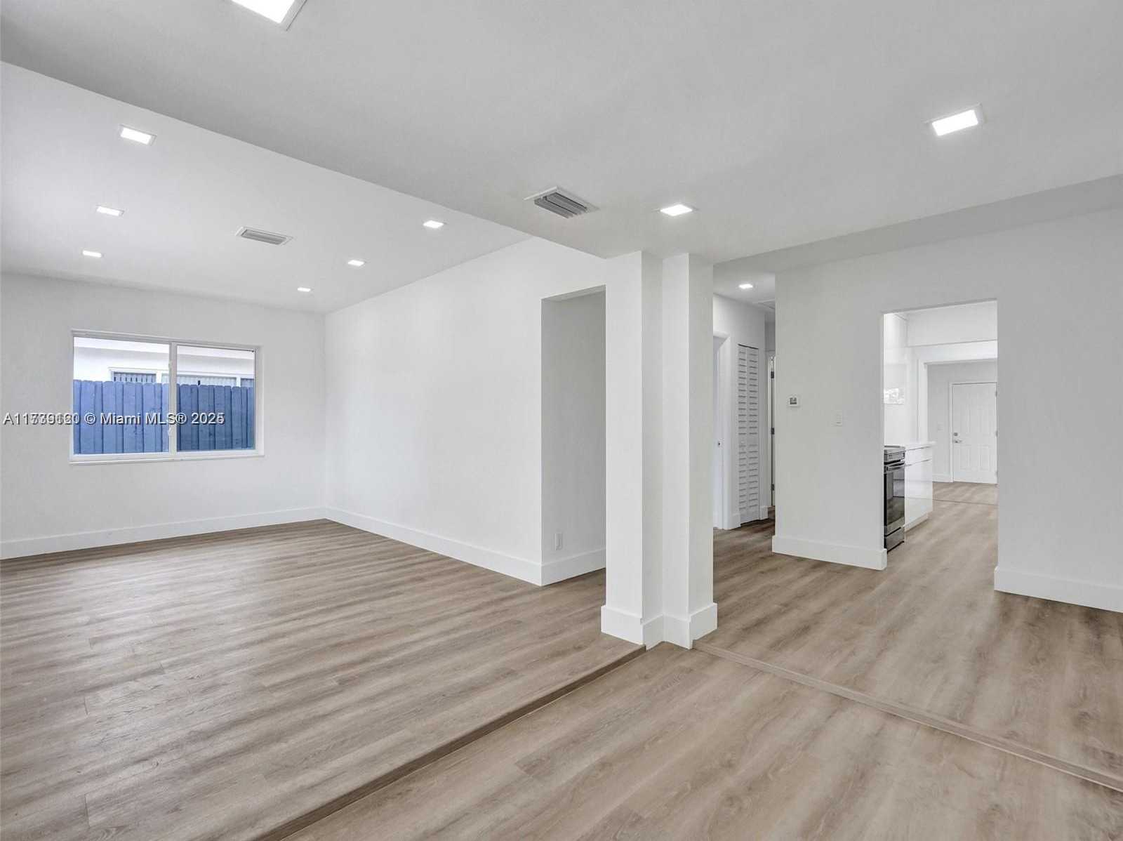 Small Image of 1609 NORTH WEST 7TH TER, Fort Lauderdale Number 8