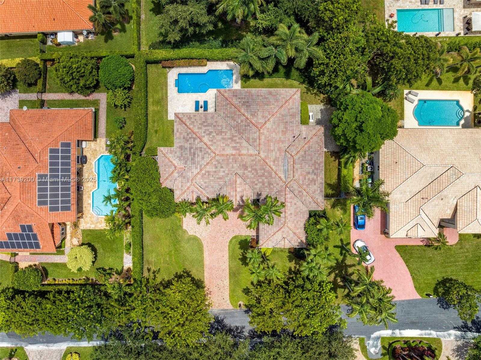 Small Image of 16721 SOUTH WEST 86TH CT, Palmetto Bay Number 27