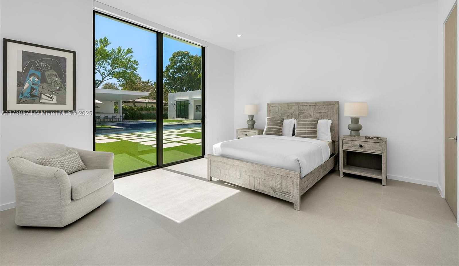 Small Image of 6830 SOUTH WEST 104TH ST, Pinecrest Number 21