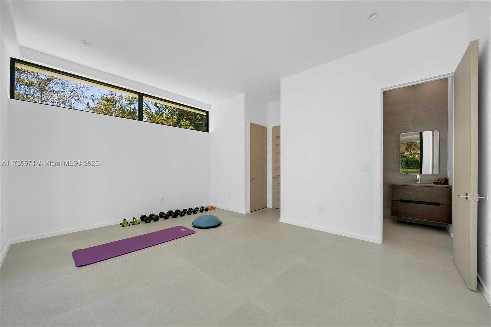 Small Image of 6830 SOUTH WEST 104TH ST, Pinecrest Number 35