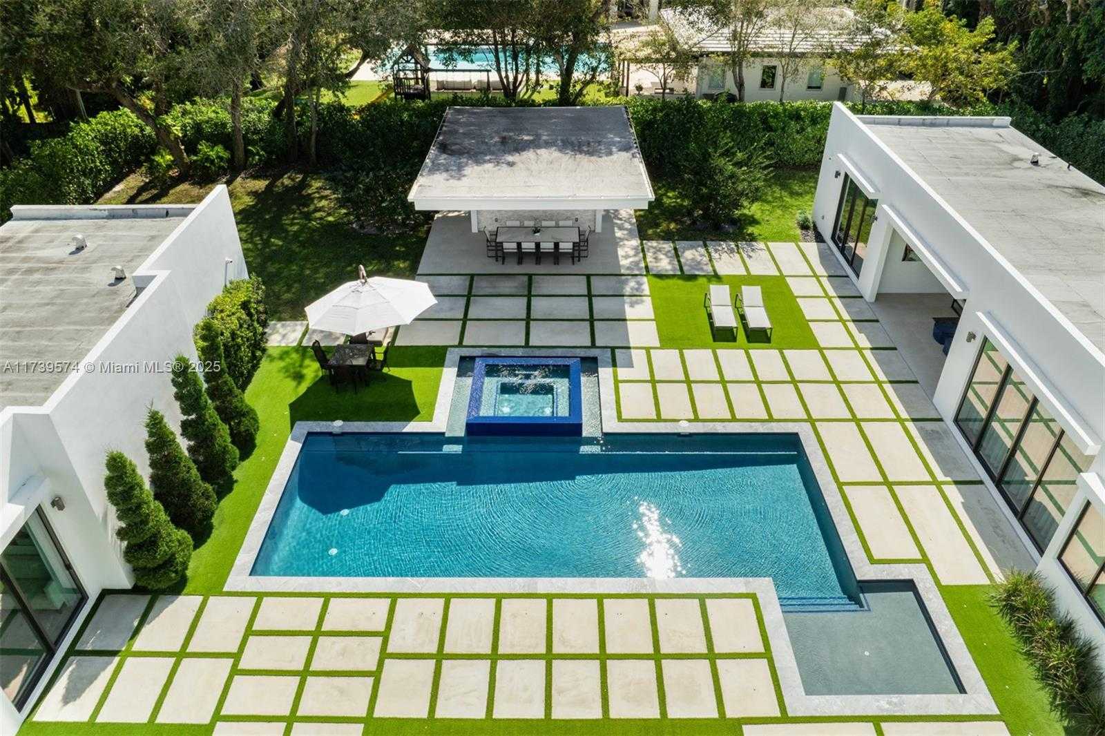 Small Image of 6830 SOUTH WEST 104TH ST, Pinecrest Number 48