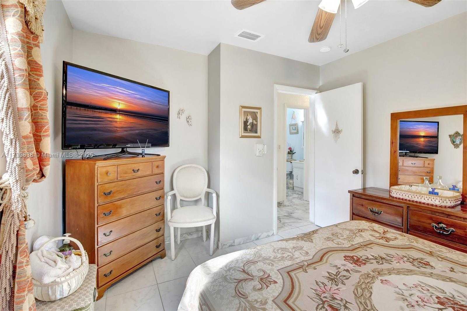 Small Image of 1720 NORTH WEST 85TH WAY, Pembroke Pines Number 29