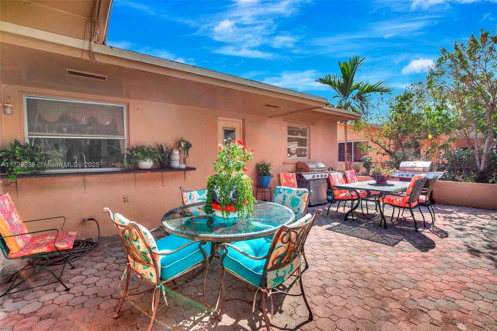 Small Image of 1720 NORTH WEST 85TH WAY, Pembroke Pines Number 43