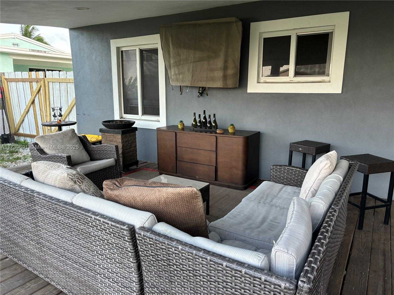 Small Image of 1332 SOUTH WEST 22ND AVE, Fort Lauderdale Number 10